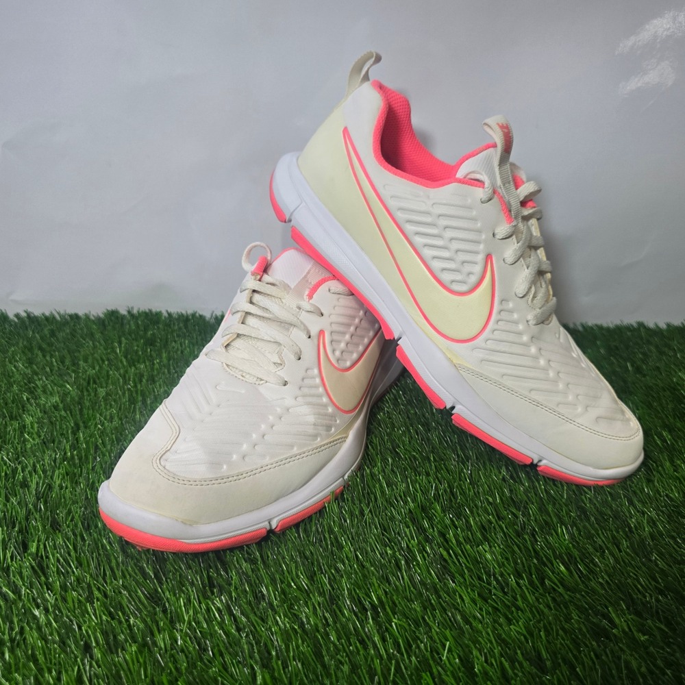 Nike sz 10 White Pink Golf Shoes Womens FI Impact 3 AA1846-100 Athletic Sneakers